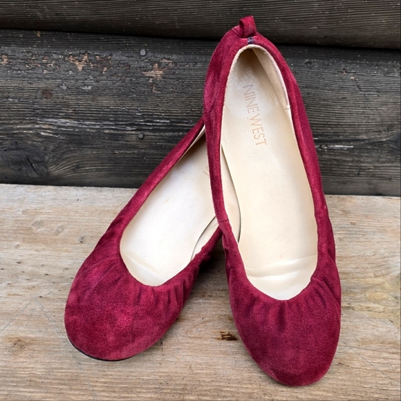 Nine West Carmeno Red Suede, Slip On, Ballet Flats. Women's Size 7M - Picture 13 of 15